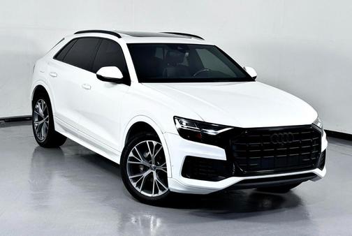2021 Audi Q8 55 Premium
