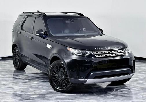 Santorini Black 2017 Land Rover Discovery HSE