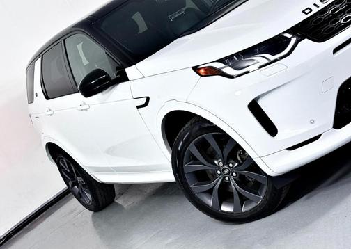 2022 Land Rover Discovery Sport R-Dynamic SE