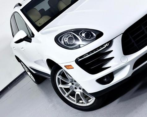 2017 Porsche Macan Base