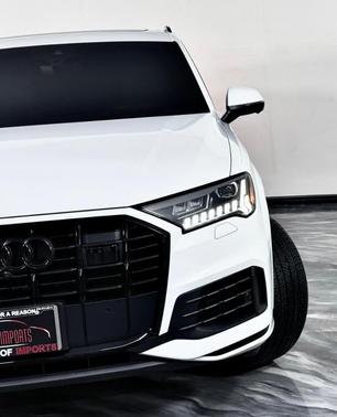 Glacier White Metallic 2021 Audi Q7 55 Prestige