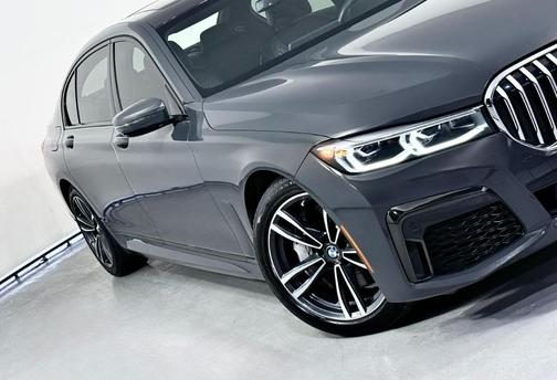 2021 BMW 750 i xDrive