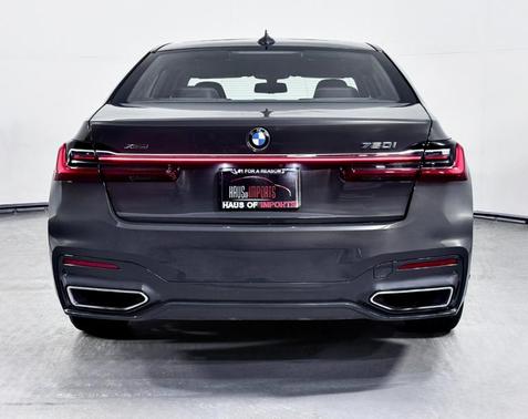 2021 BMW 750 i xDrive
