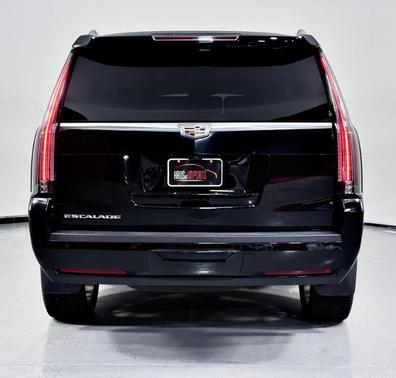 2017 Cadillac Escalade Luxury