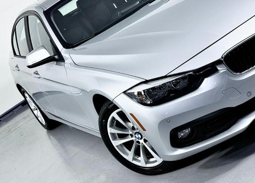 2017 BMW 320 i xDrive