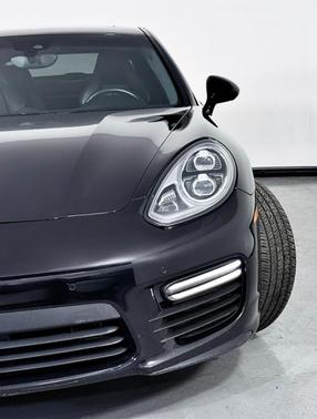 2015 Porsche Panamera GTS