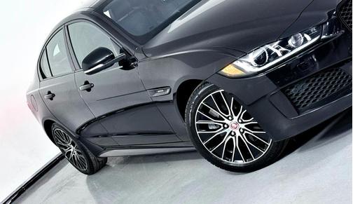 2019 Jaguar XE 25t Landmark
