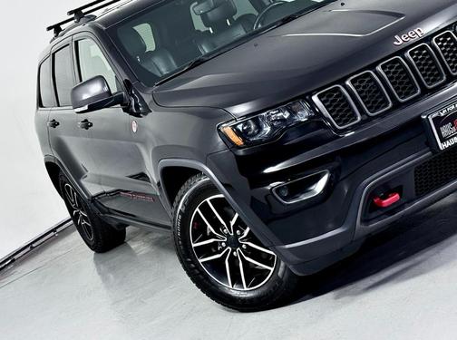2020 Jeep Grand Cherokee Trailhawk