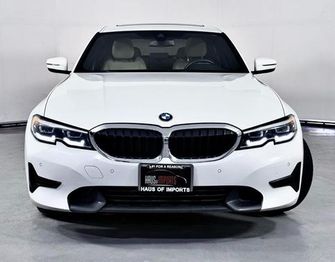 2019 BMW 330 i