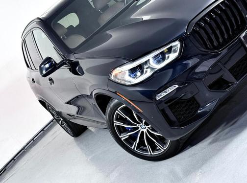2020 BMW X5 M50i