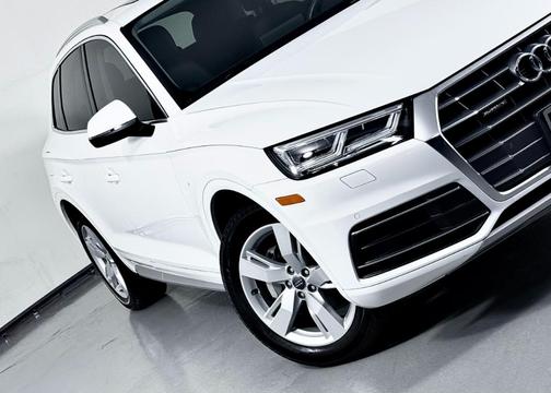 2018 Audi Q5 2.0T Premium Plus