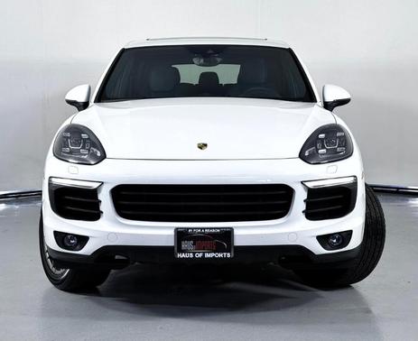 2017 Porsche Cayenne Base