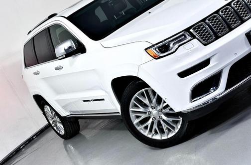 2018 Jeep Grand Cherokee Summit