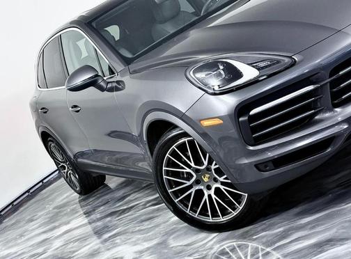 Gray 2021 Porsche Cayenne Base