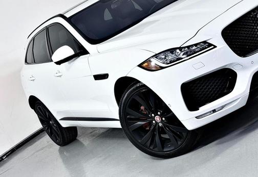 2018 Jaguar F-PACE S