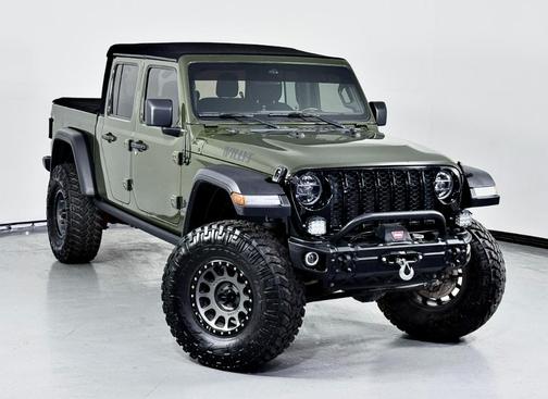 2022 Jeep Gladiator Sport