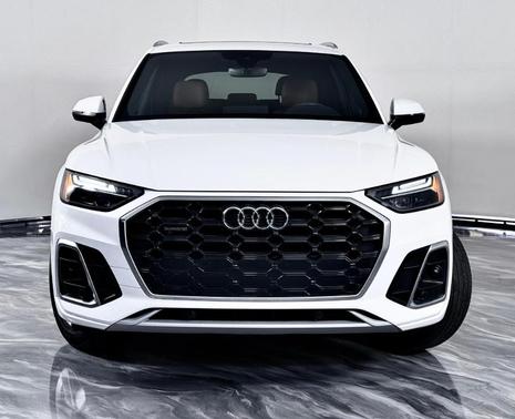 Ibis White 2023 Audi Q5 45 S line quattro Premium