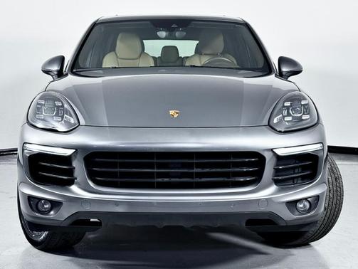2017 Porsche Cayenne S