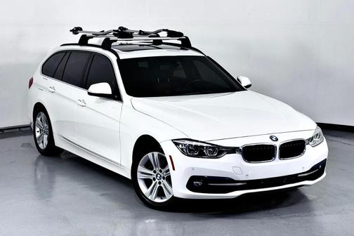 2017 BMW 330 i xDrive
