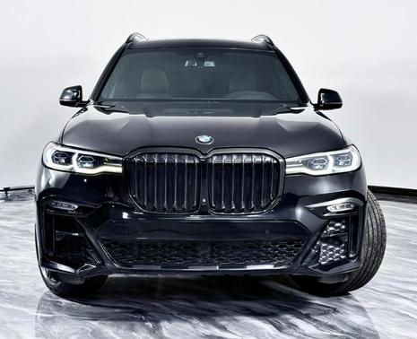 Black 2021 BMW X7 M50i