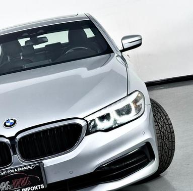 2019 BMW 530 i