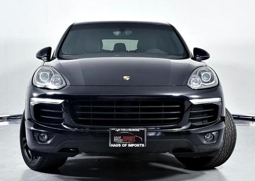2016 Porsche Cayenne Base