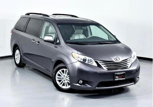 2011 Toyota Sienna XLE