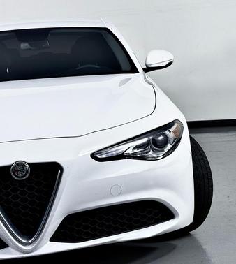 2019 Alfa Romeo Giulia Base