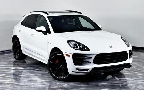 White 2018 Porsche Macan Turbo
