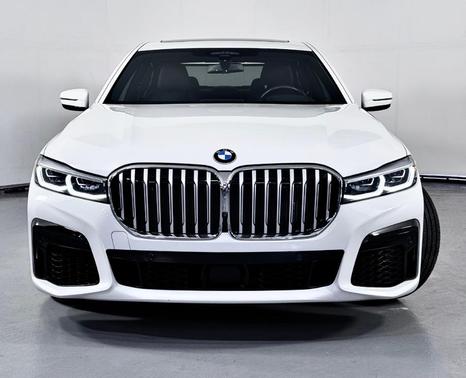 2021 BMW 750 i xDrive