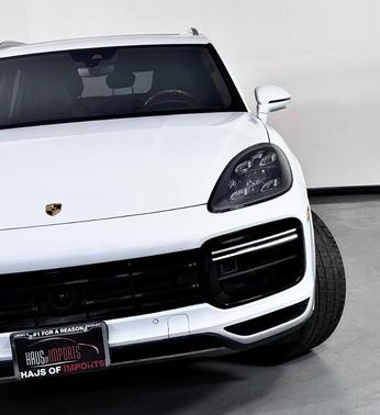 2021 Porsche Cayenne Turbo