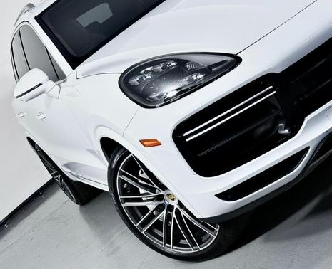 2021 Porsche Cayenne Turbo