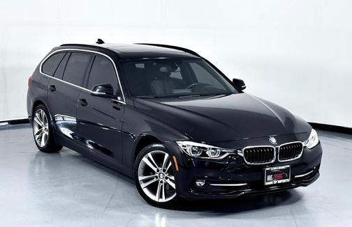 2017 BMW 330 i xDrive