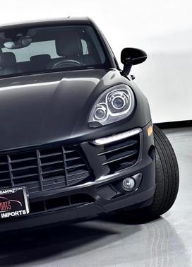 2017 Porsche Macan Base