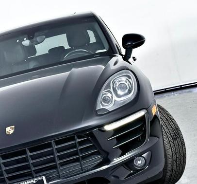 2016 Porsche Macan S