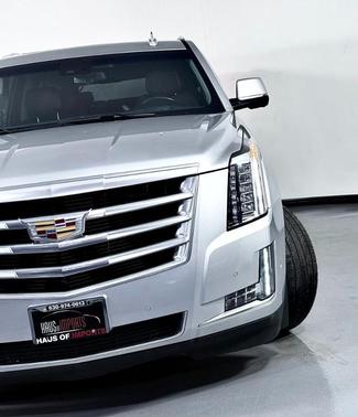 2019 Cadillac Escalade ESV Luxury