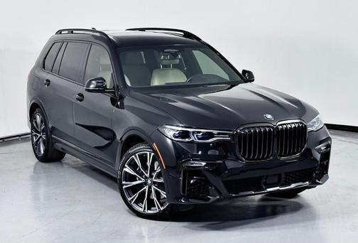 2021 BMW X7 M50i