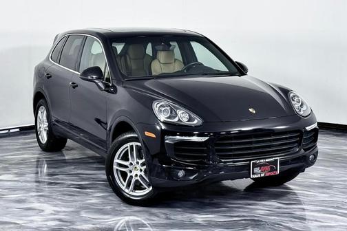 Black 2016 Porsche Cayenne Base