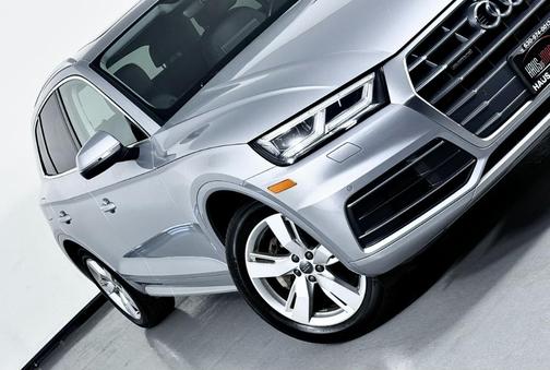 2018 Audi Q5 2.0T Premium Plus