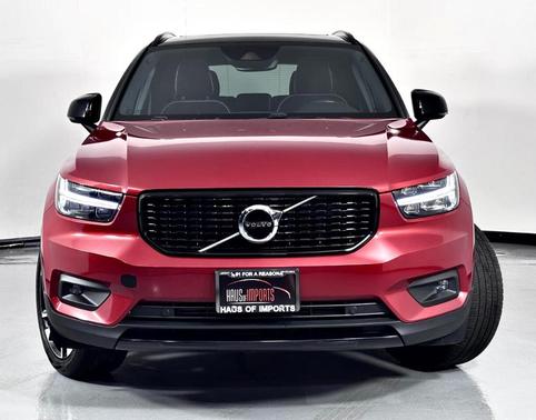 2019 Volvo XC40 T5 R-Design