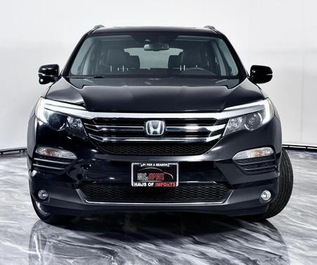 Black 2018 Honda Pilot Touring