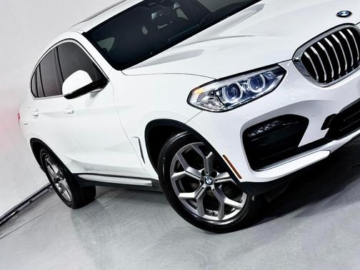 2021 BMW X4 xDrive30i