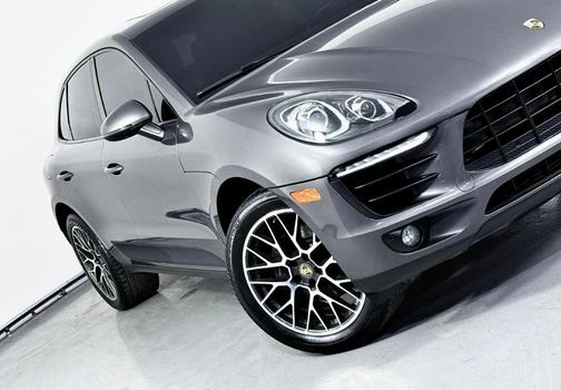 2017 Porsche Macan Base