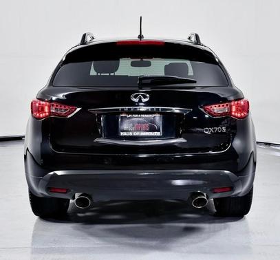 2017 INFINITI QX70 Base