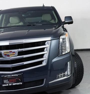 2019 Cadillac Escalade Luxury