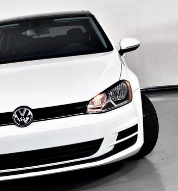 2017 Volkswagen Golf TSI Wolfsburg Edition 4-Door