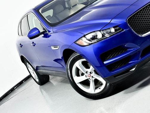 2020 Jaguar F-PACE 25t Premium