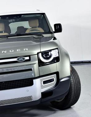 2024 Land Rover Defender P300
