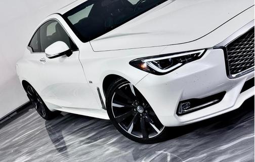 White 2017 INFINITI Q60 3.0T Premium