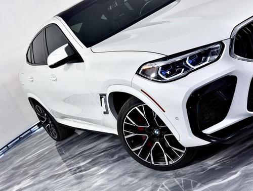 White 2022 BMW X6 M Base